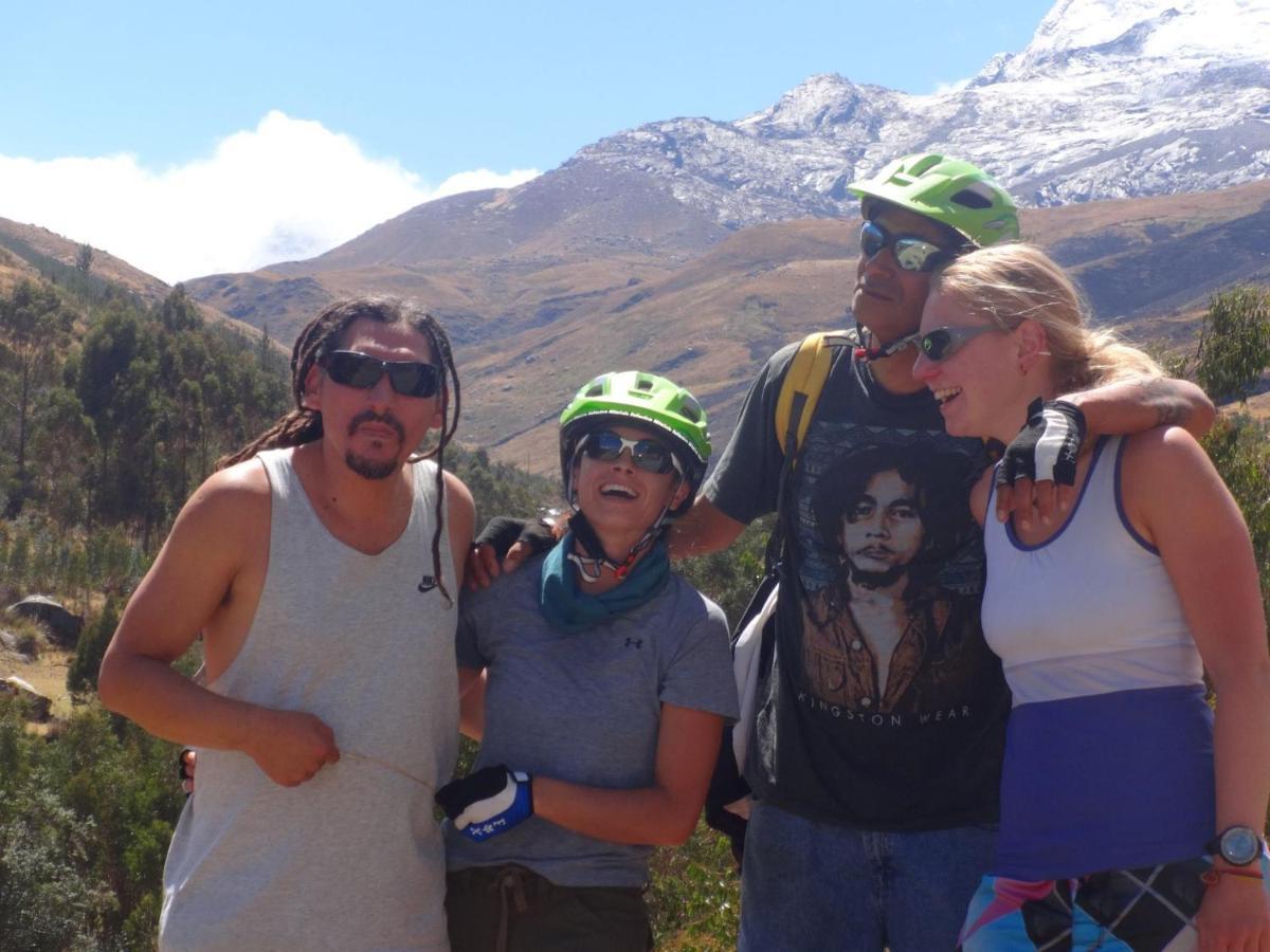 Monkeywasi Climbing Hostel Huaraz  Exteriör bild