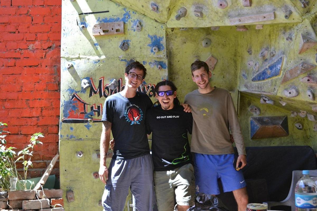 Monkeywasi Climbing Hostel Huaraz  Exteriör bild