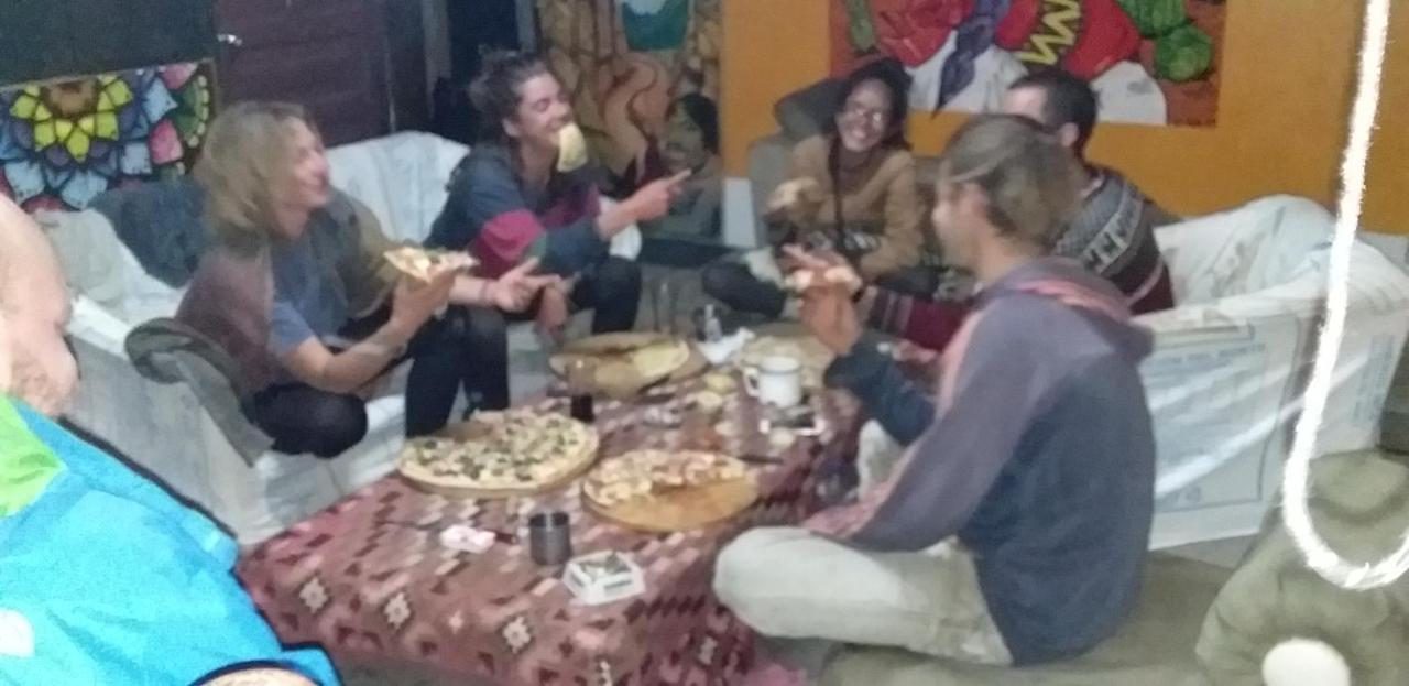 Monkeywasi Climbing Hostel Huaraz  Exteriör bild
