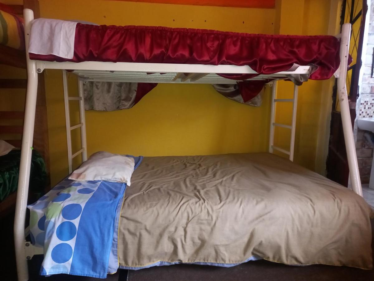 Monkeywasi Climbing Hostel Huaraz  Exteriör bild