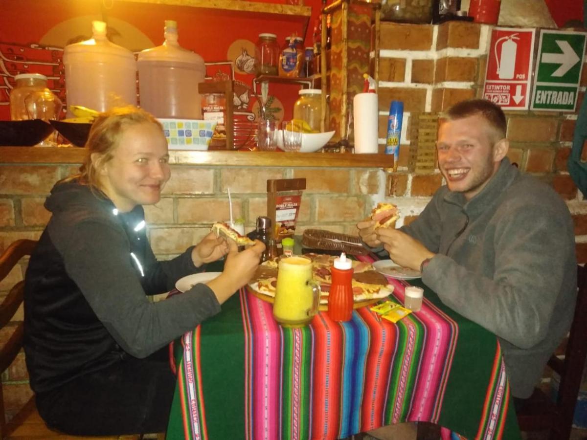 Monkeywasi Climbing Hostel Huaraz  Exteriör bild