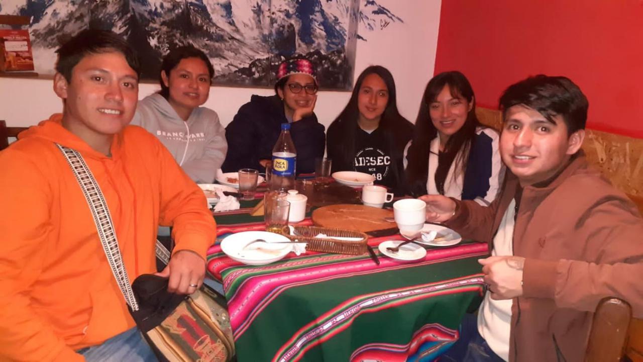Monkeywasi Climbing Hostel Huaraz  Exteriör bild